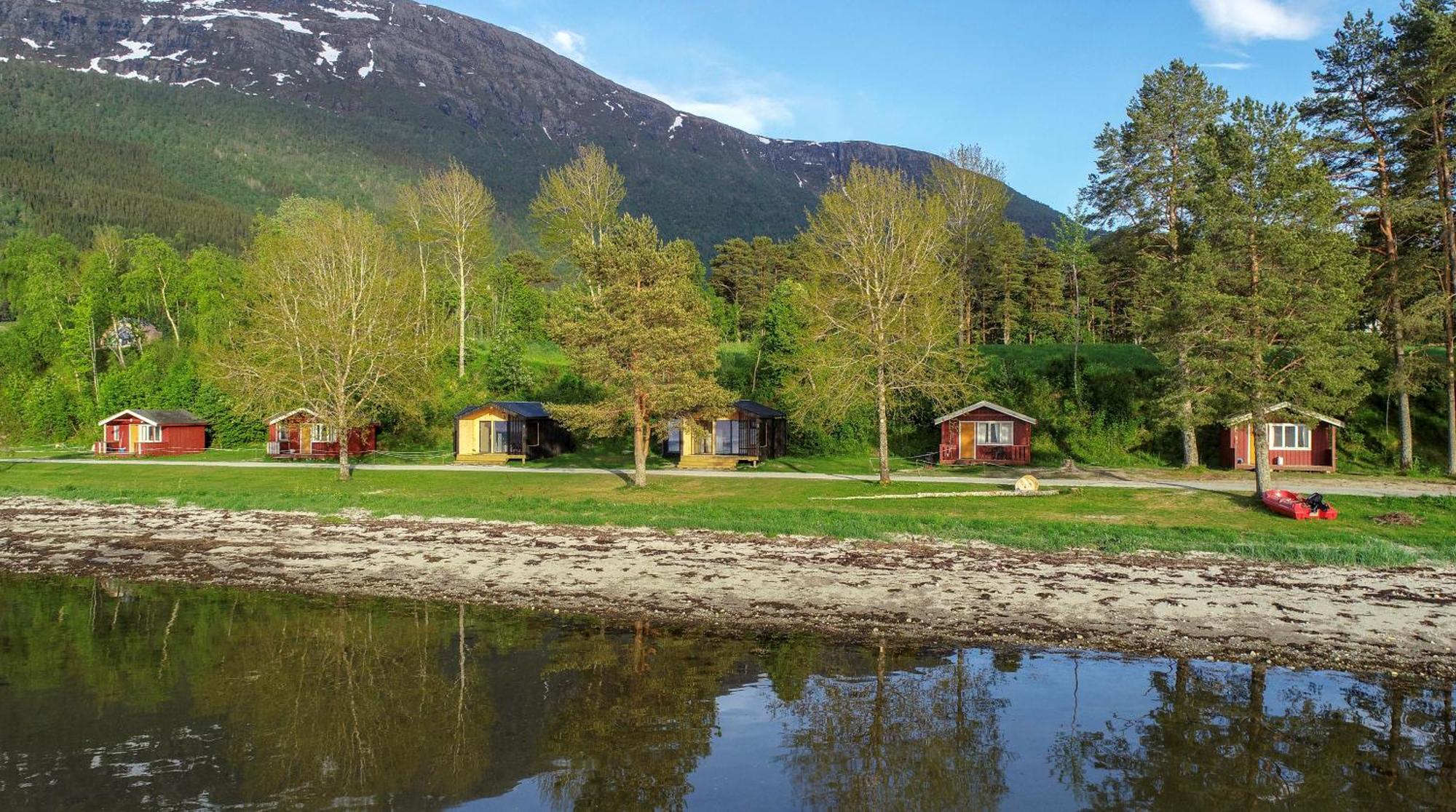 Fugelvagen, Cabins And Glamping Alvund Εξωτερικό φωτογραφία
